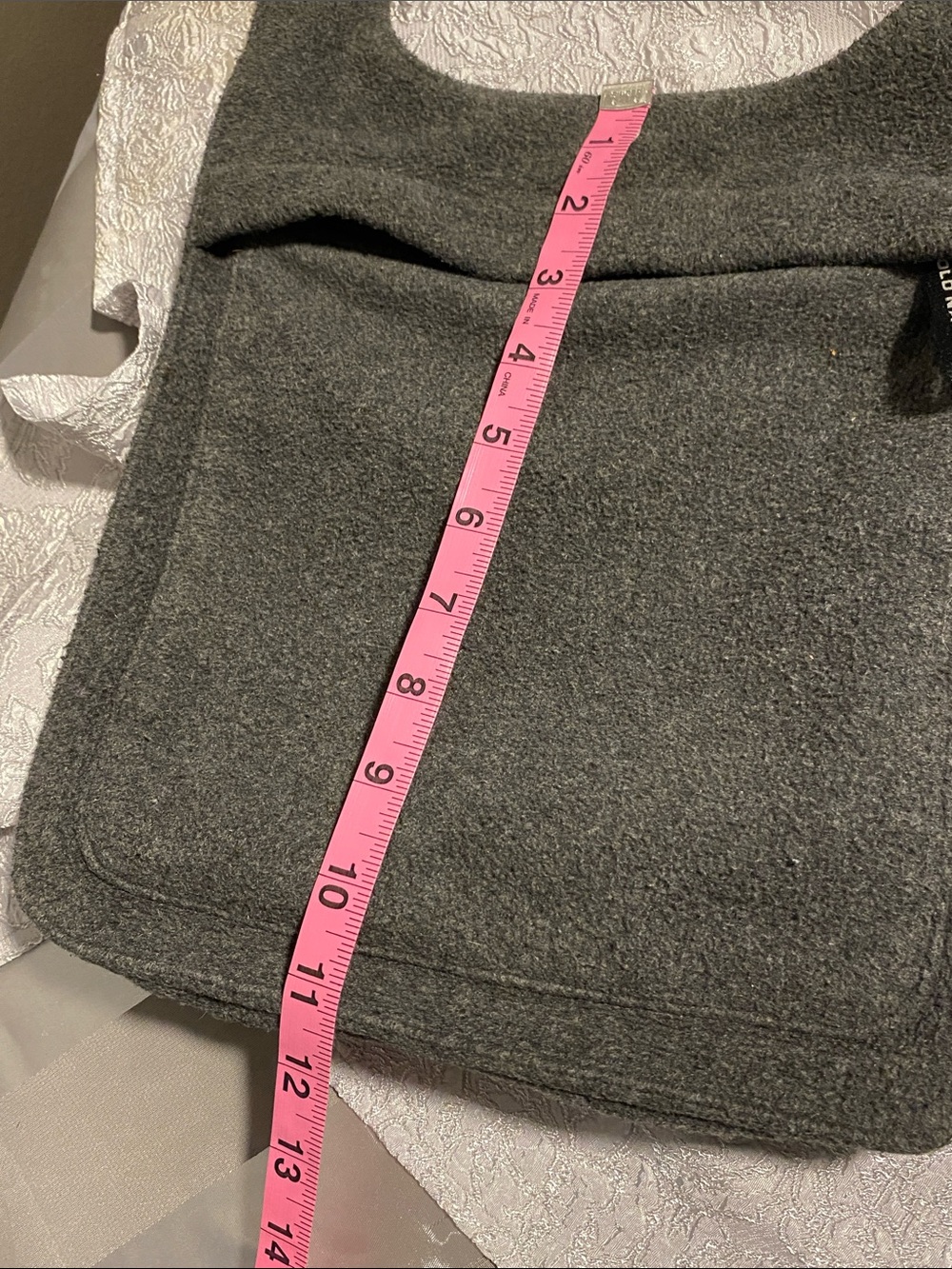Old Navy Cross body Fleece Purse - Picture 6 of 9